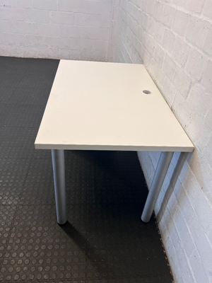 Modern White Office Desk with Pedestal Drawers - 2ndhandwarehouse.com