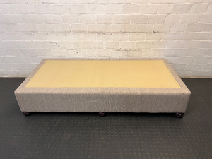 Single Bed Base in Neutral Upholstered Fabric - 2ndhandwarehouse.com