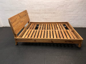 Rustic Reclaimed Pine Queen Bedframe - 2ndhandwarehouse.com