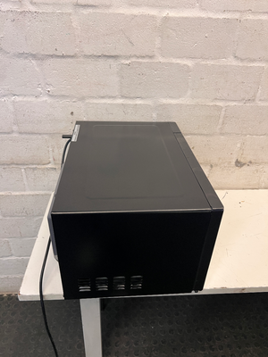 Toshiba Countertop Microwave in Black — Good Working Order