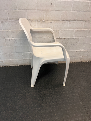 White Moulded Plastic Outdoor Armchair — Surface Wear and Cracks
