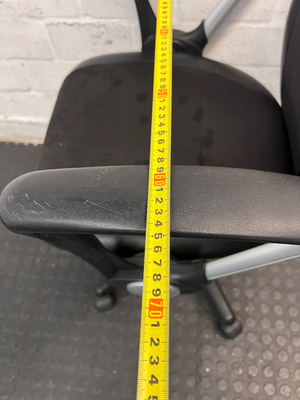 Ergonomic Two-Tone Office Chair with Armrests - 2ndhandwarehouse.com