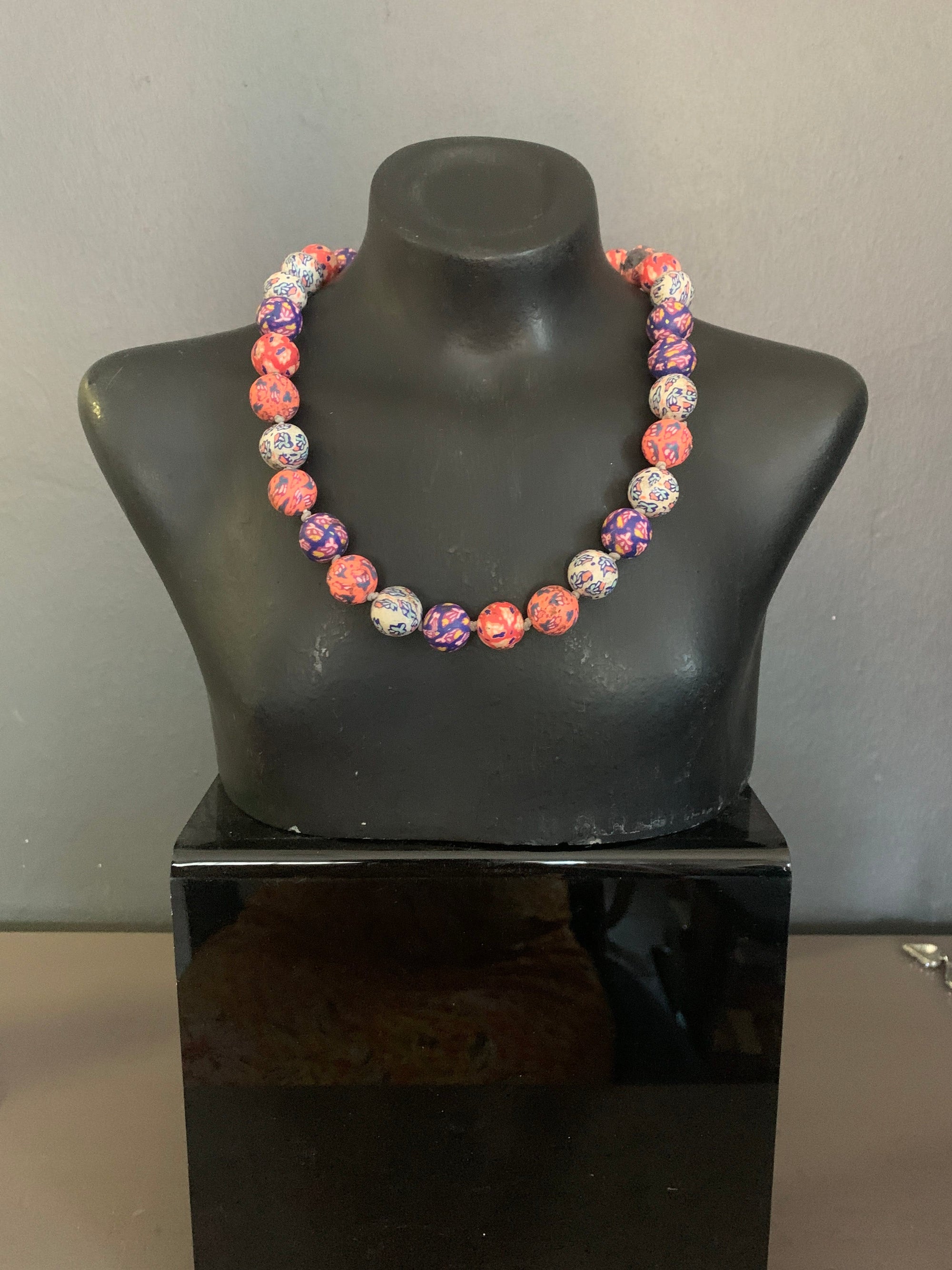 Whimsical Pink Necklace - 2ndhandwarehouse.com