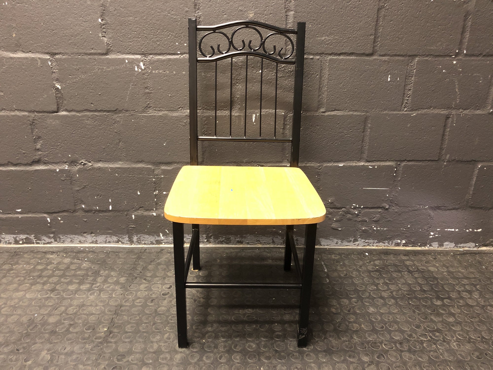 Dining Chair Wooden Seat and Metal Frame(Needs some TLC)