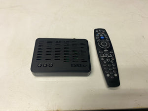 DSTV decoder with remote -REDUCED
