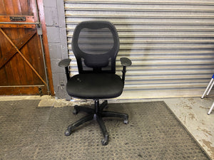 Mesh Mid Back Office Chair -REDUCED