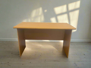 Plain Office Desk (Black Lining Sides)