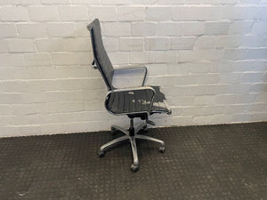 Patterned Black Executive Office Chair (Torn Seat) - REDUCED