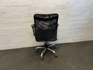 Mesh Back Steel Leg Office Chair
