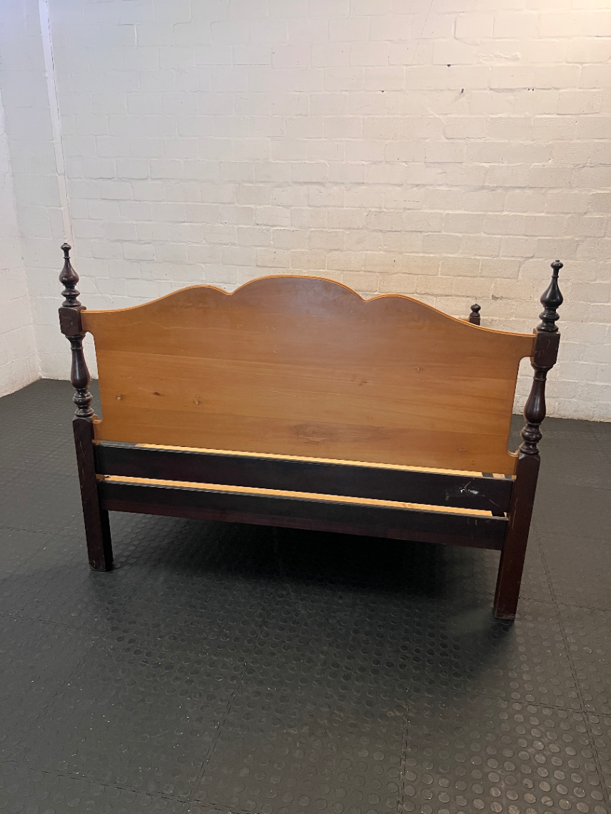 152cm Yellowwood Queen Bed Frame with Scalloped Detail - 2ndhandwarehouse.com