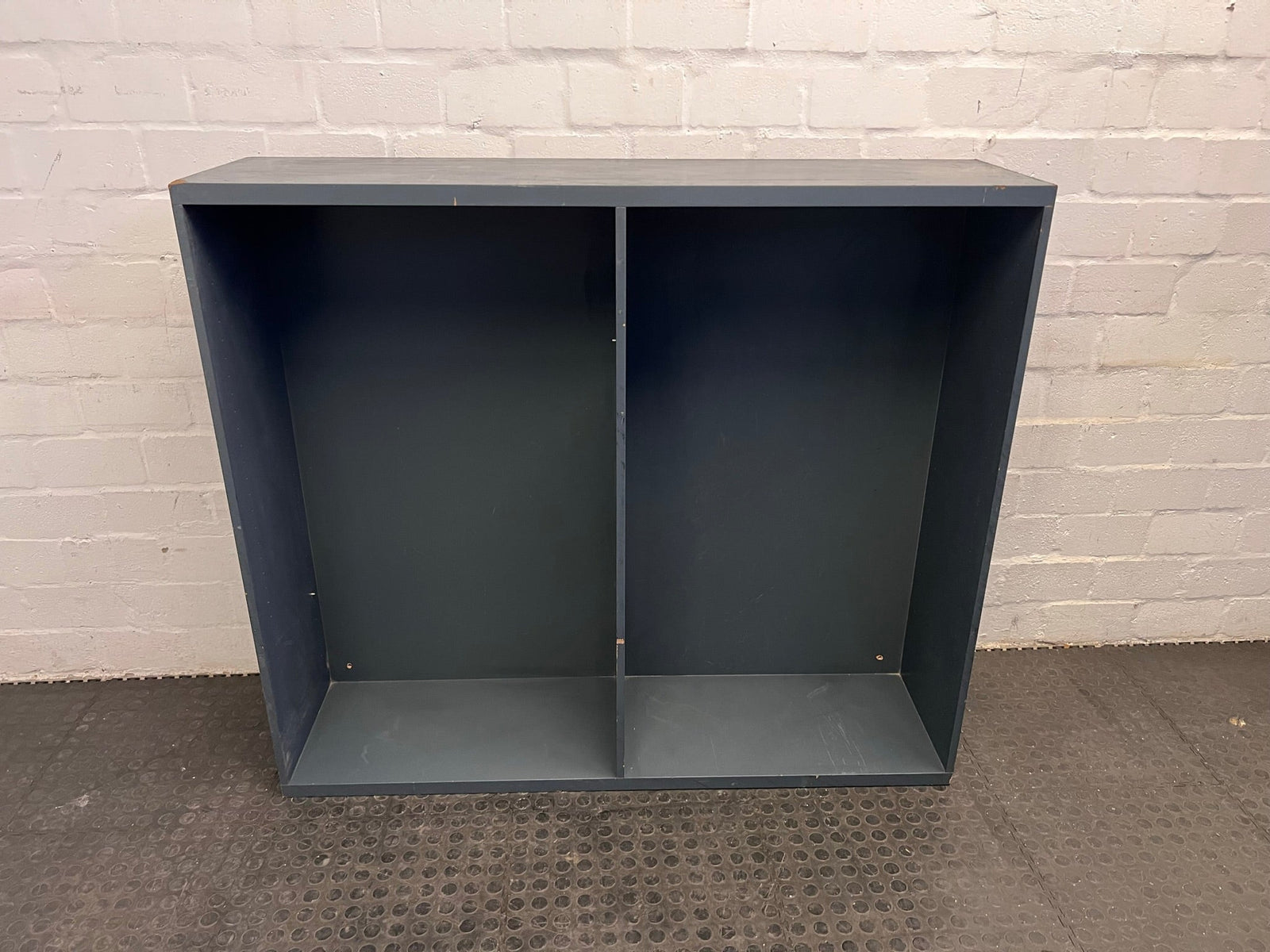 2 Division Grey Shelf (Some Wood Chipping) - REDUCED