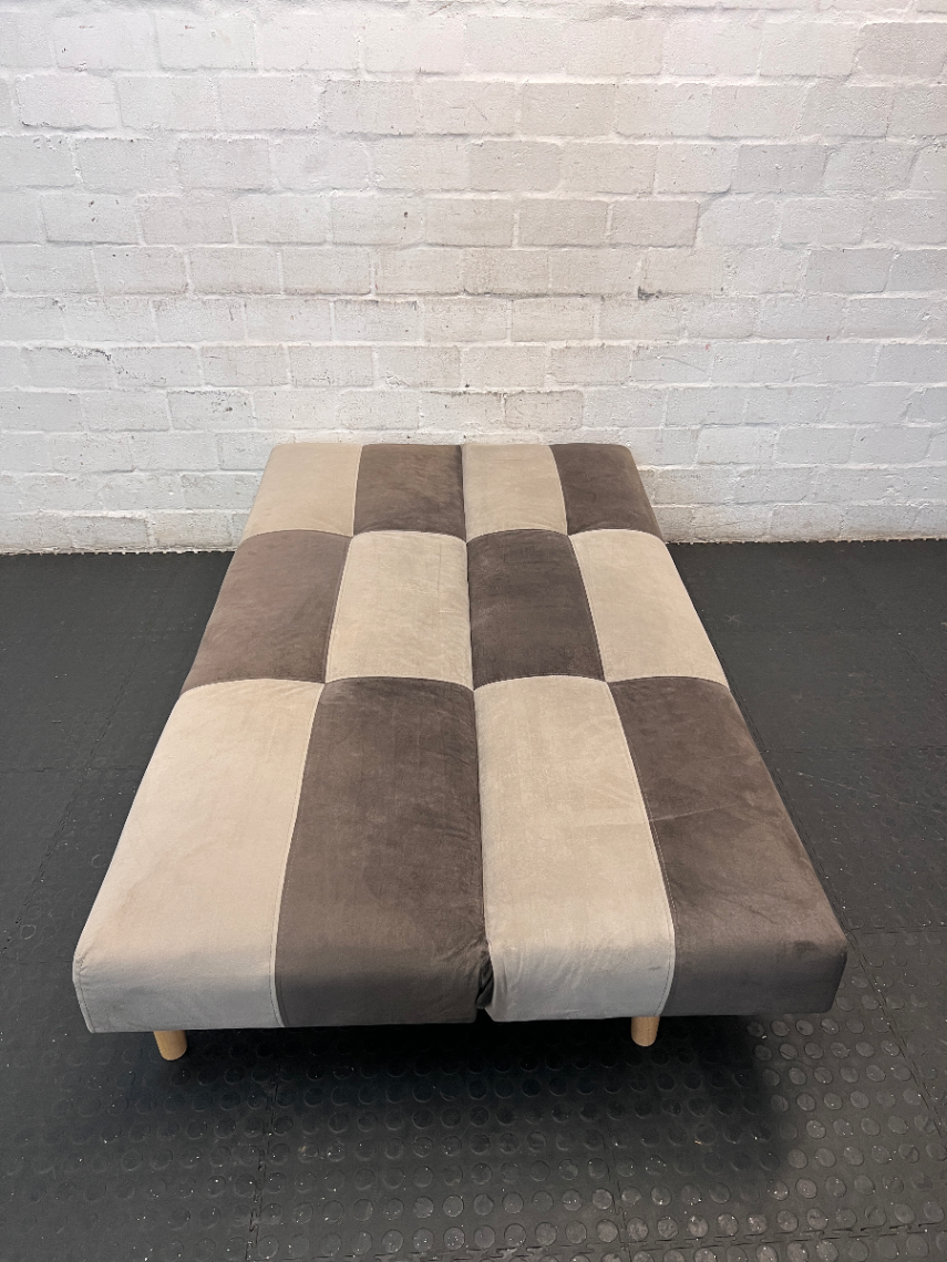 3-Seater Checkerboard Sleeper Couch - General Usage Marks - 2ndhandwarehouse.com