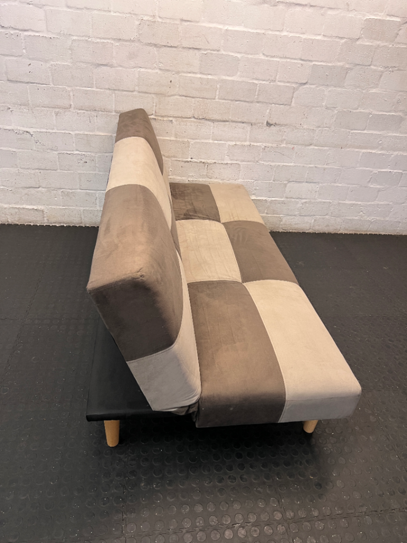 3-Seater Checkerboard Sleeper Couch - General Usage Marks - 2ndhandwarehouse.com