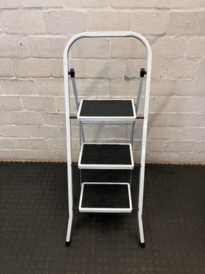 3 Tier Folding Step Ladder - White & Black Metal - 2ndhandwarehouse.com