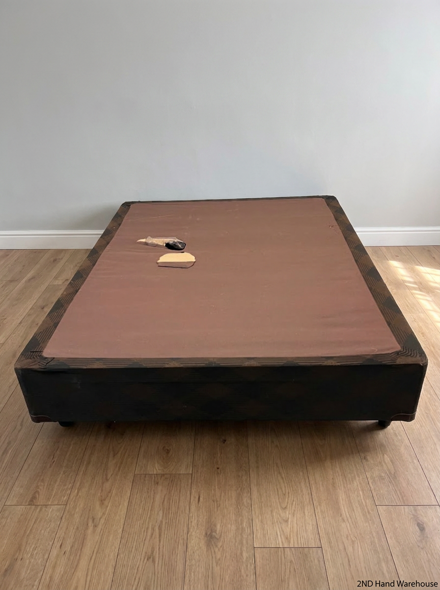 Queen Patterned Upholstered Bed Base