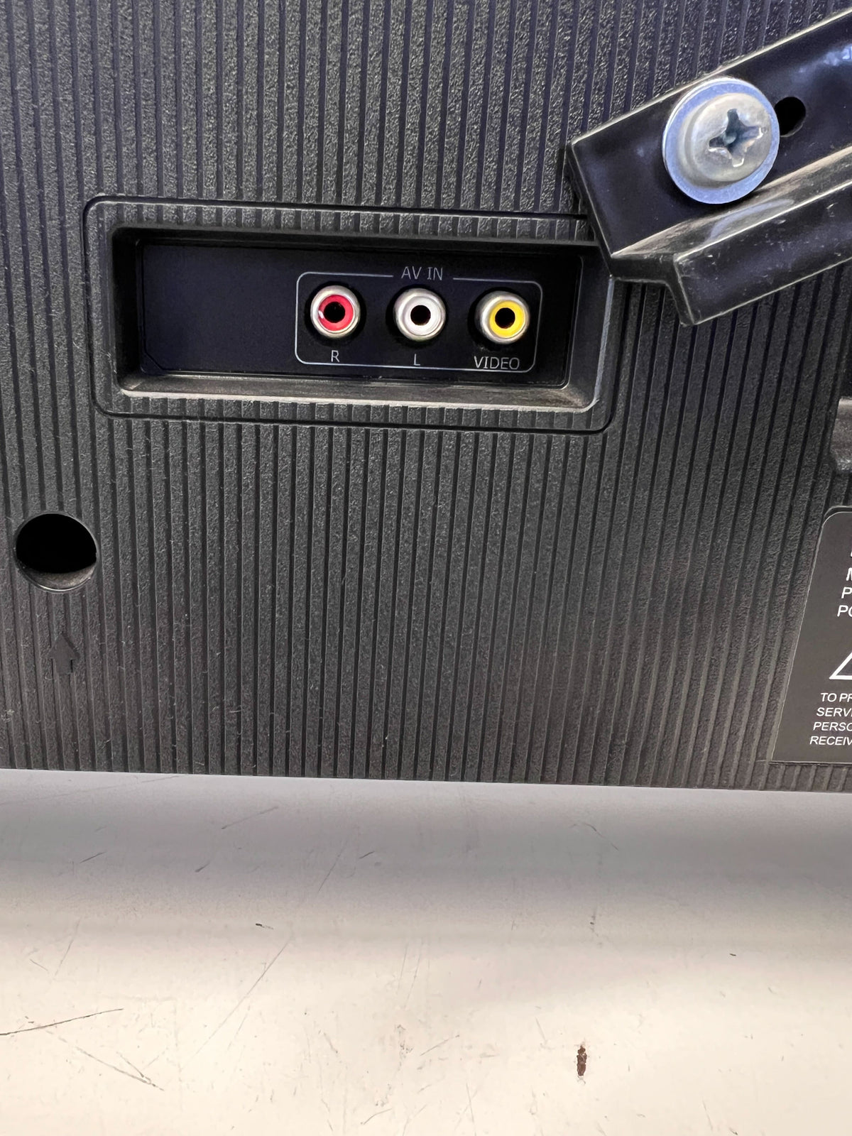 43" Black SMART TV with Remote – Good Condition, Minor Scratches