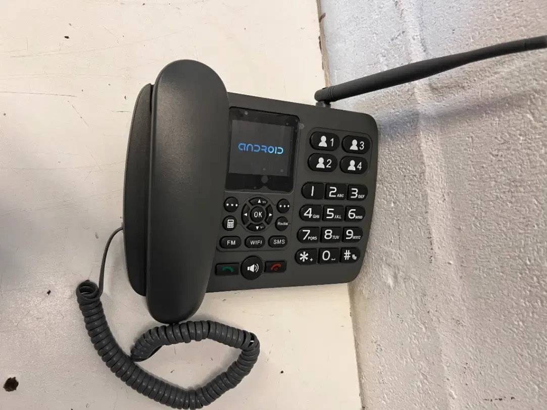 4G FLLA Wi-Fi Telephone in Matte Black — Working - 2ndhandwarehouse.com