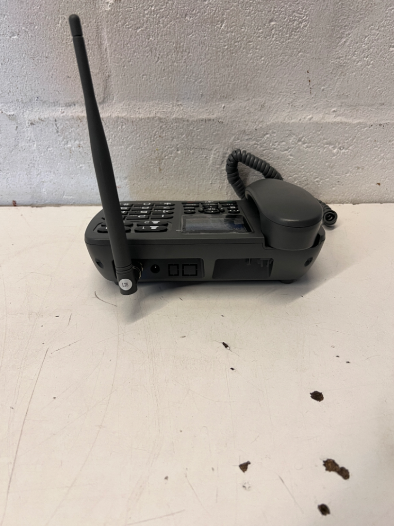 4G FLLA Wi-Fi Telephone in Matte Black — Working - 2ndhandwarehouse.com
