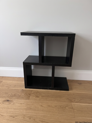 Geometric S-Shaped Shelving Unit in Black