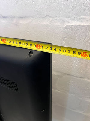 50" Hisense Smart TV with Remote – Excellent Condition