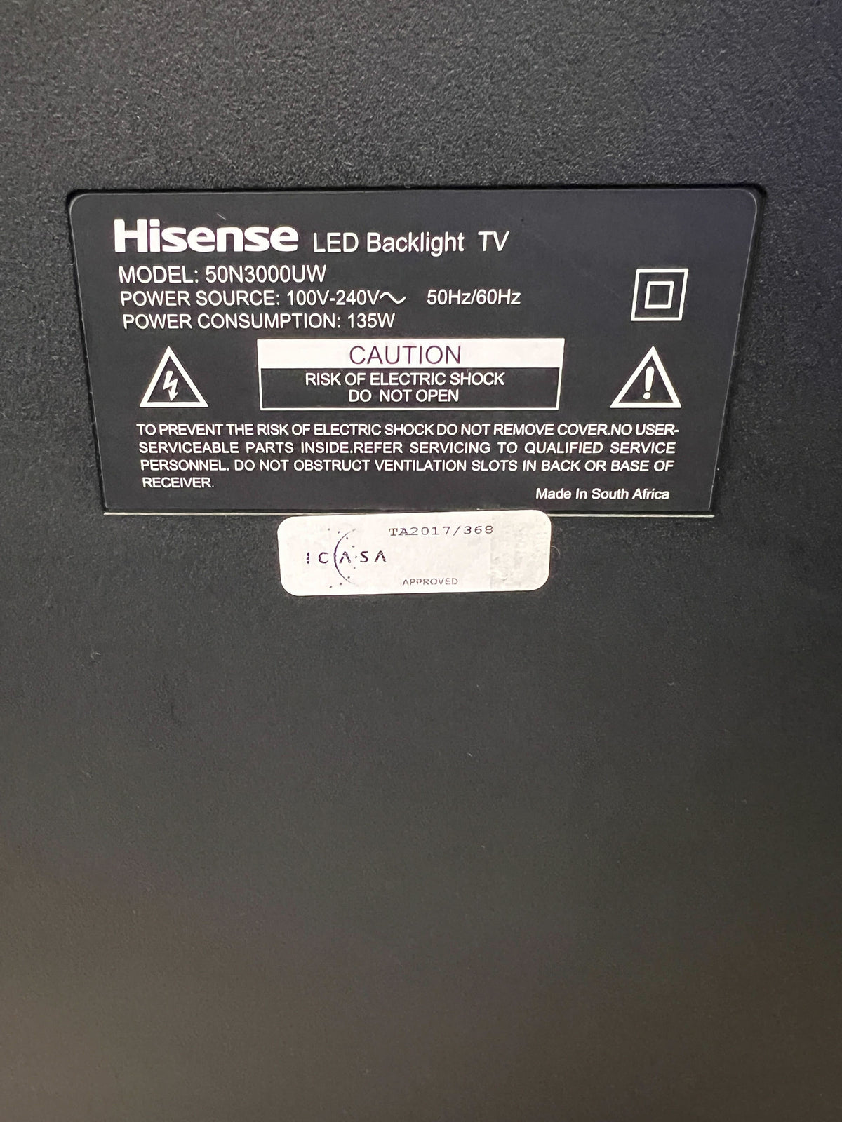 50" Hisense Smart TV with Remote – Excellent Condition