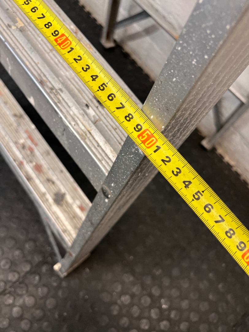 8-Step Aluminium A-Frame Ladder