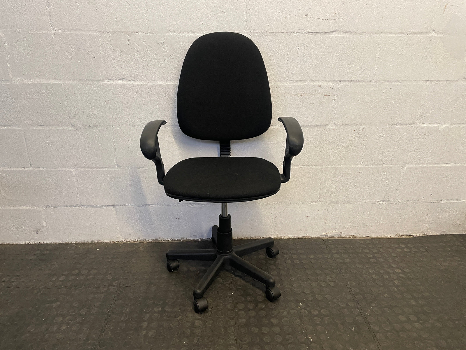 Black Mid Back Typist Chair with arms - 2ndhandwarehouse.com