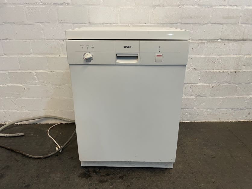 White Bosch Dishwasher S10R51B 2ndhandwarehouse