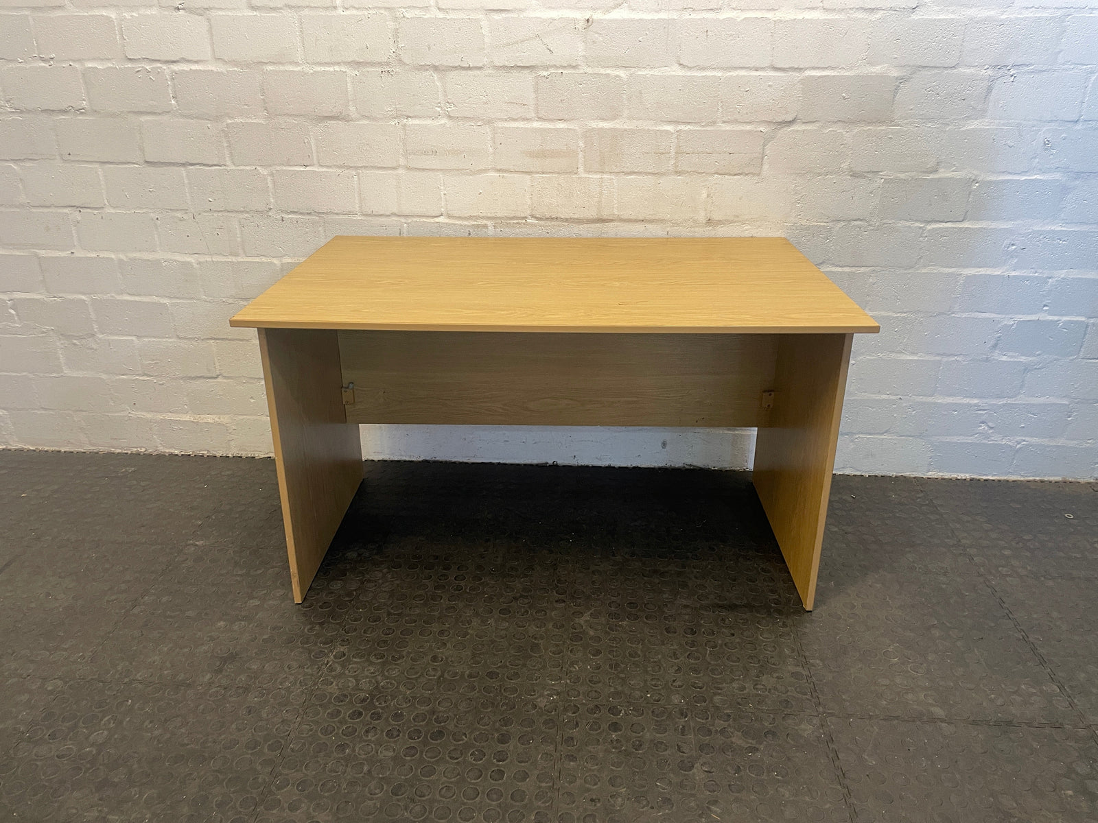 Oak Print Simple Desk No Drawers