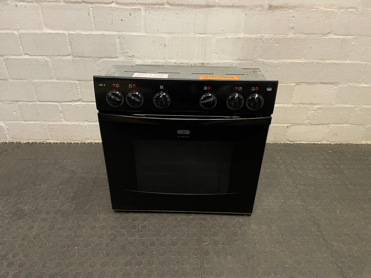 600 oven and hob