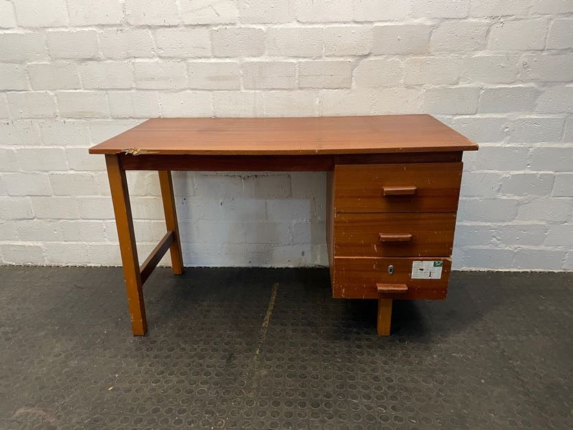 RHS 3 Drawer Desk (Chipped Edge)