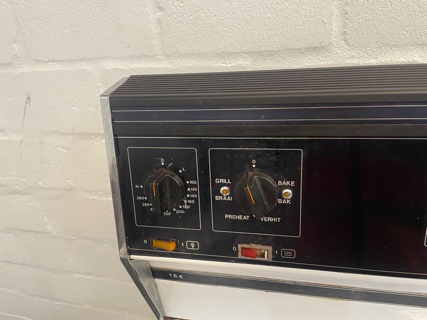 Univa 4 Plate Stove (Rusted Plates)