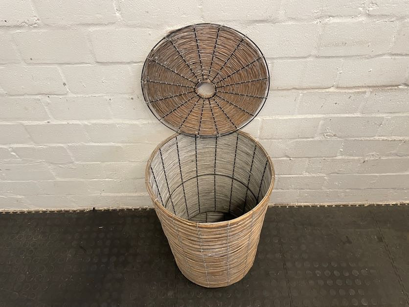 Woven Laundry Basket - 2ndhandwarehouse.com
