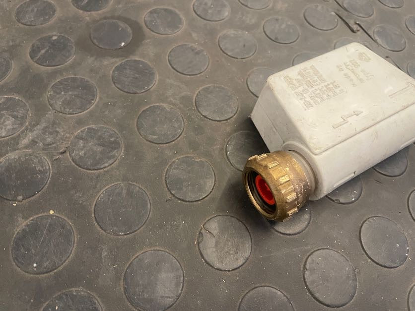 Bosch Dishwasher (Dent on the Side)