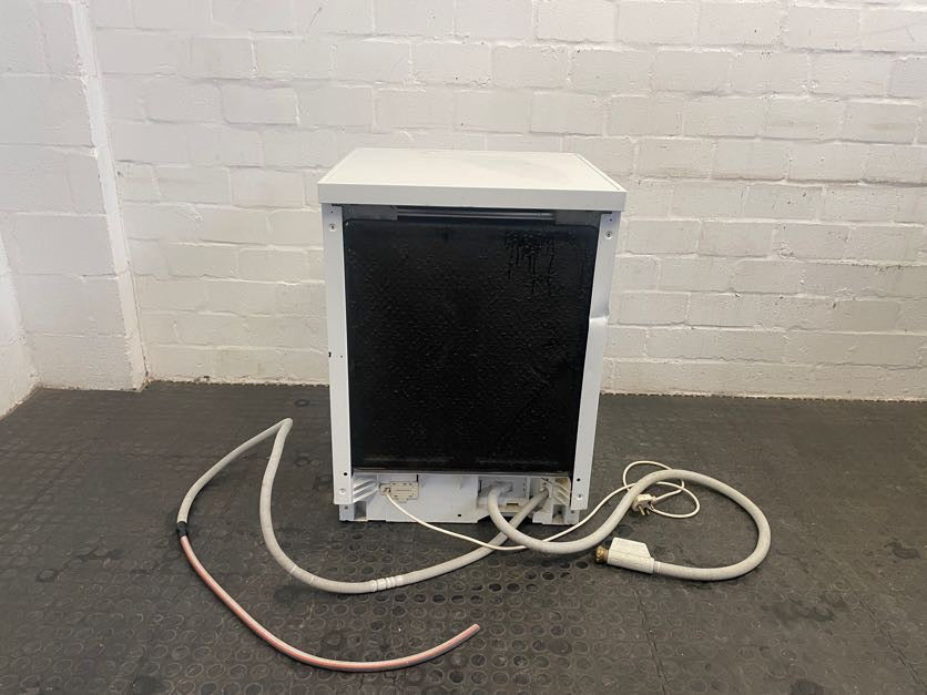 Bosch Dishwasher (Dent on the Side)