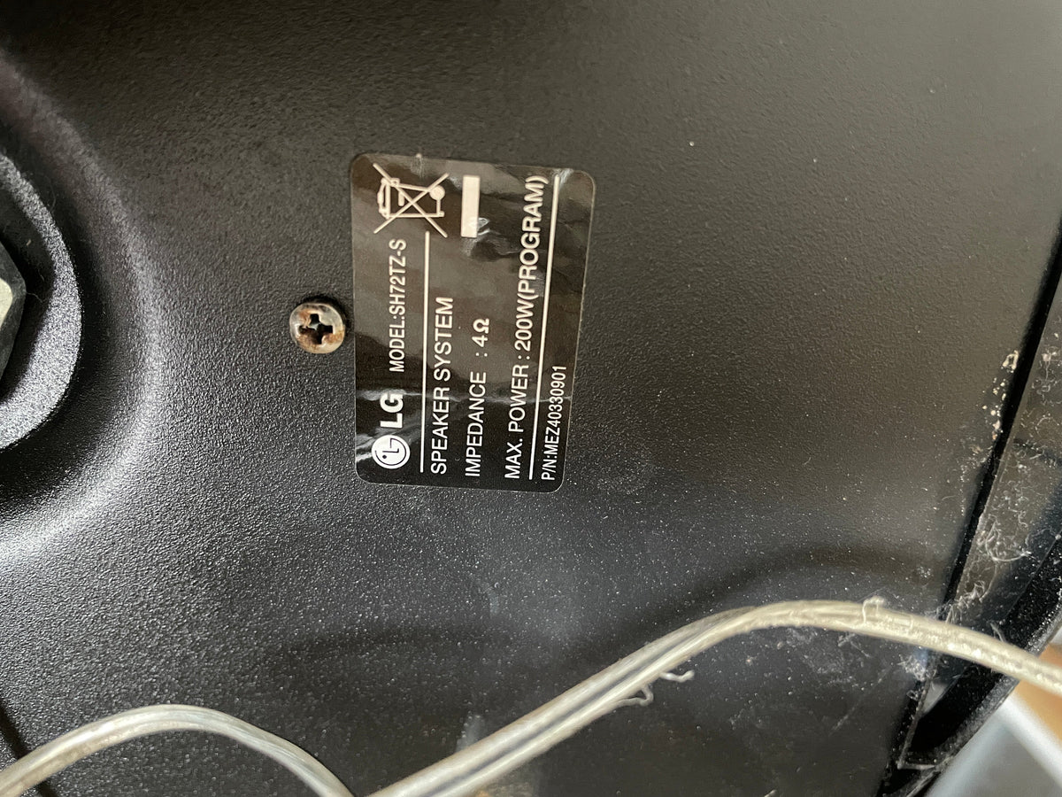 LG Subwoofer with 3 Speakers - 2ndhandwarehouse.com
