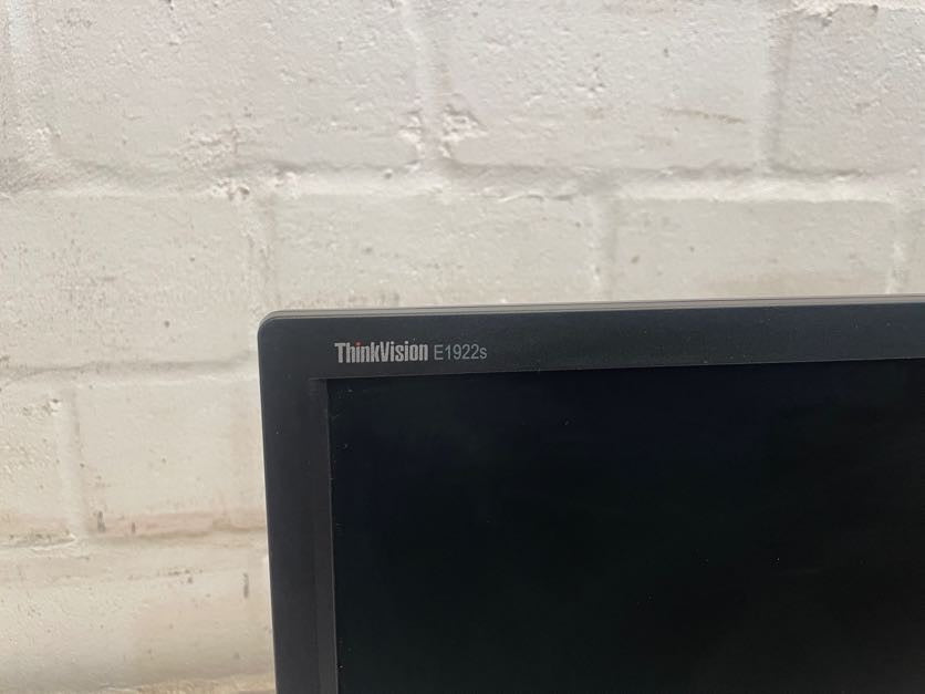 Lenovo E1922S Monitor 18.5inch - PRICE DROP - 2ndhandwarehouse.com