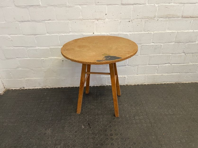 Round Side Table - PRICE DROP - 2ndhandwarehouse.com