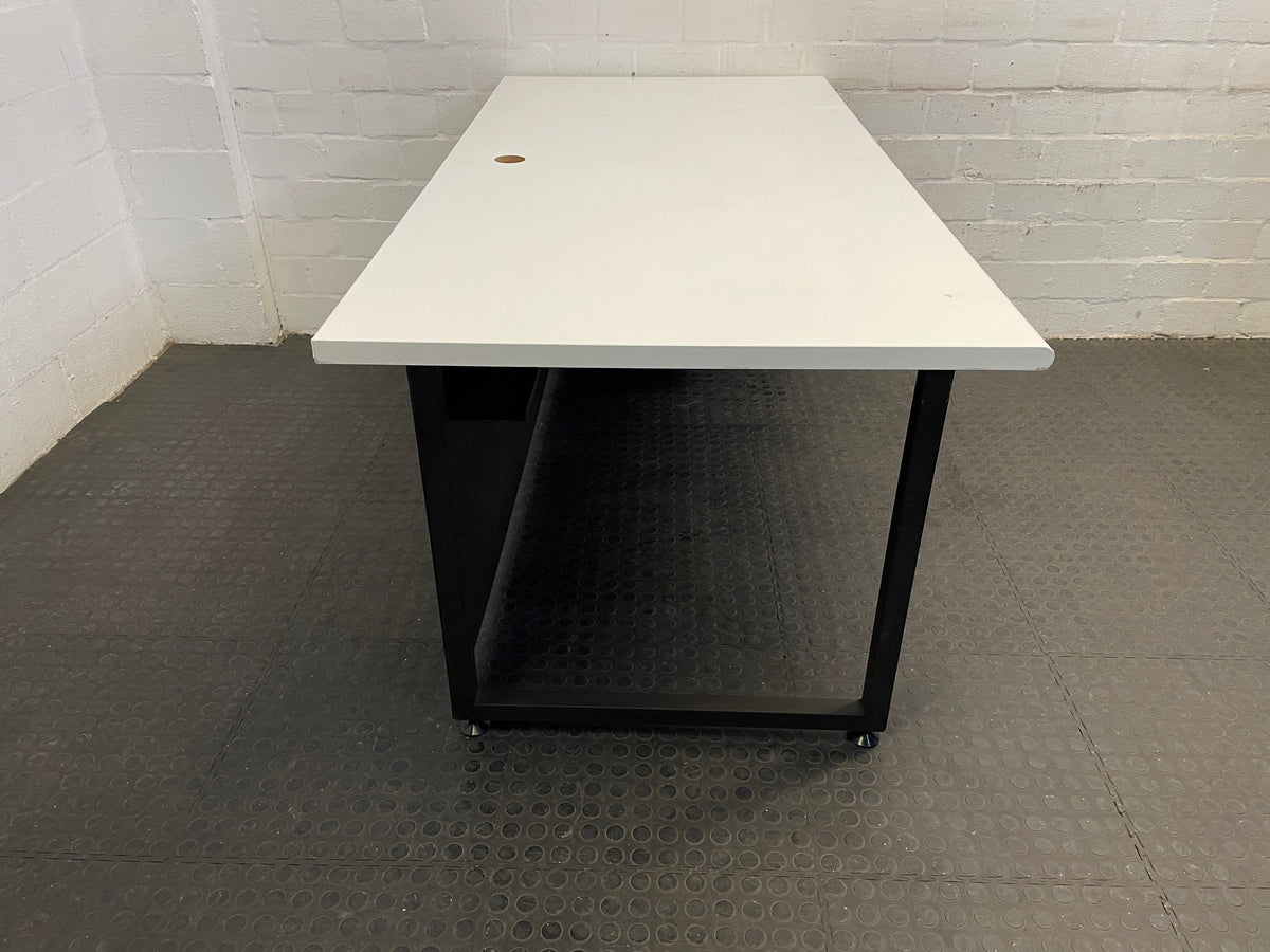 Whiteboard Desk (with Front Cover)