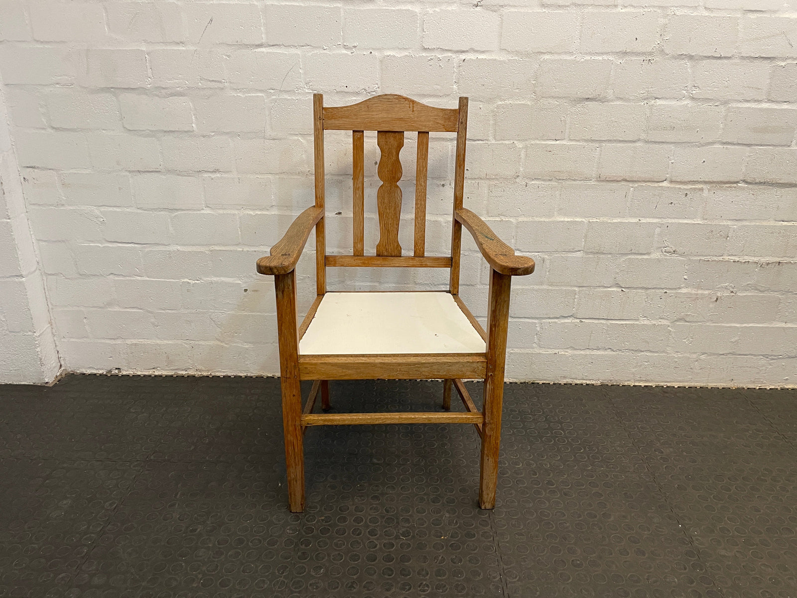 Wooden White Seat Armchair - PRICE DROP - 2ndhandwarehouse.com