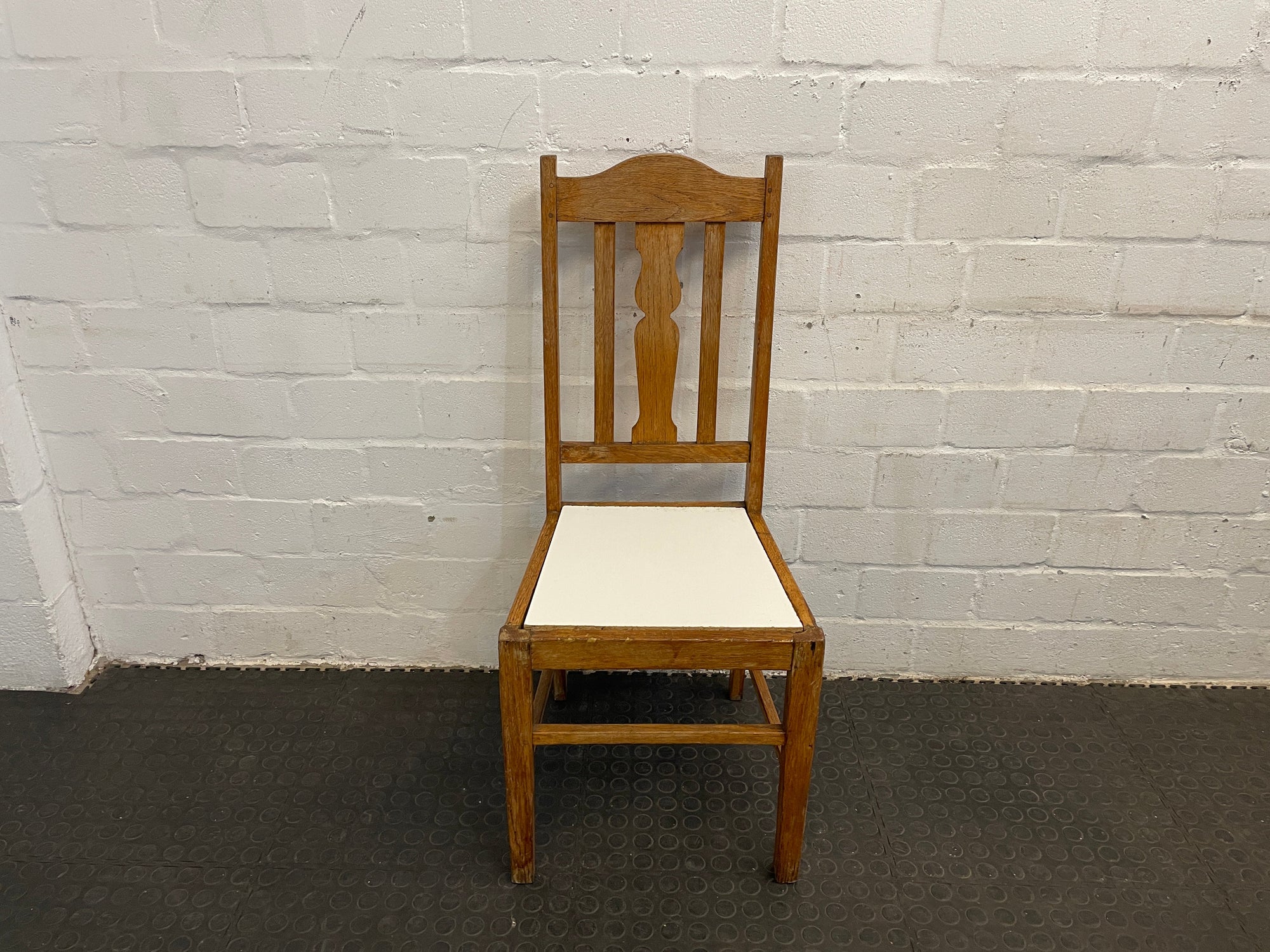Wooden White Seat Dining Chair