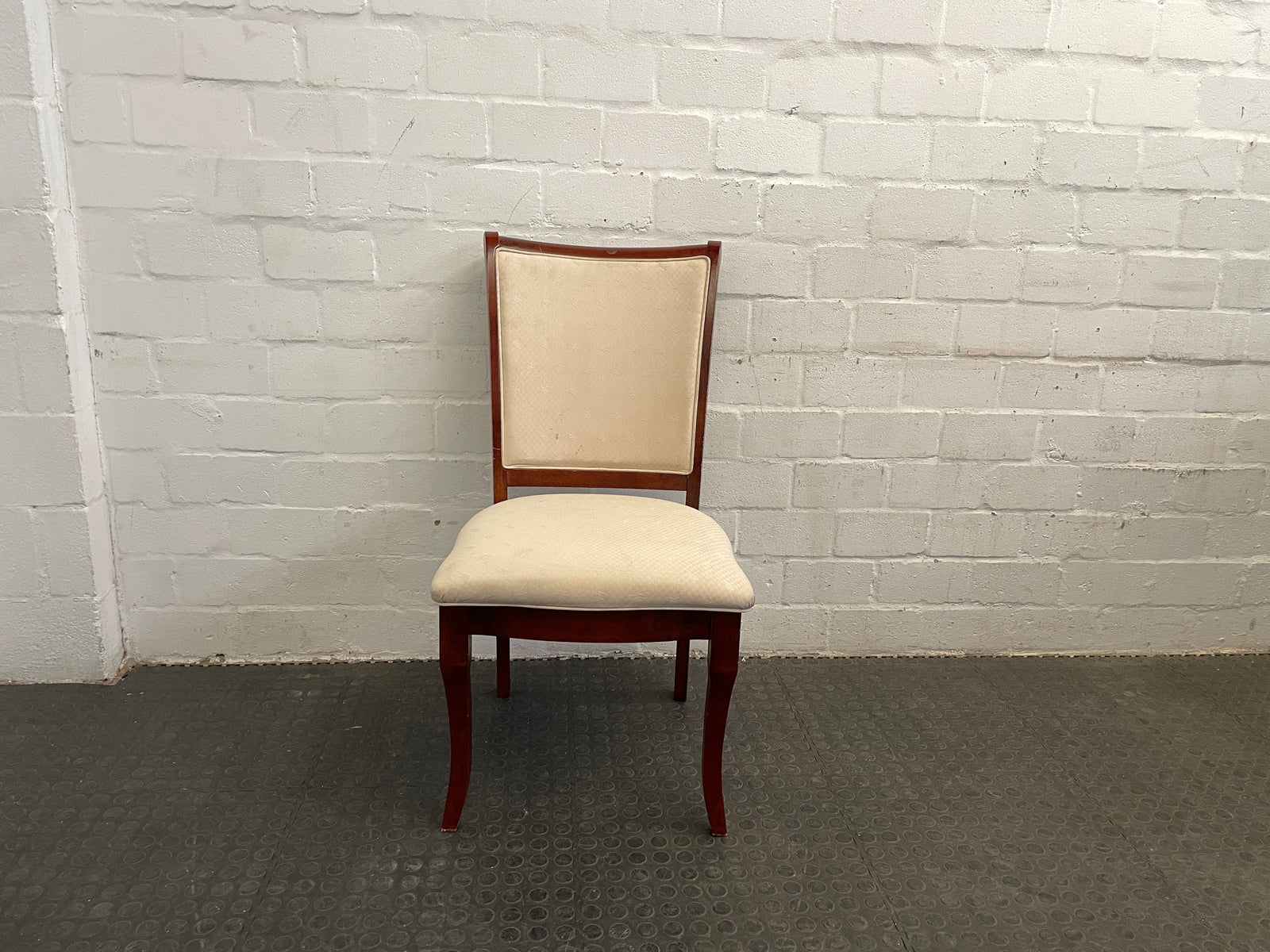 Wooden Cream Cushioned Dining Chair - PRICE DROP - 2ndhandwarehouse.com