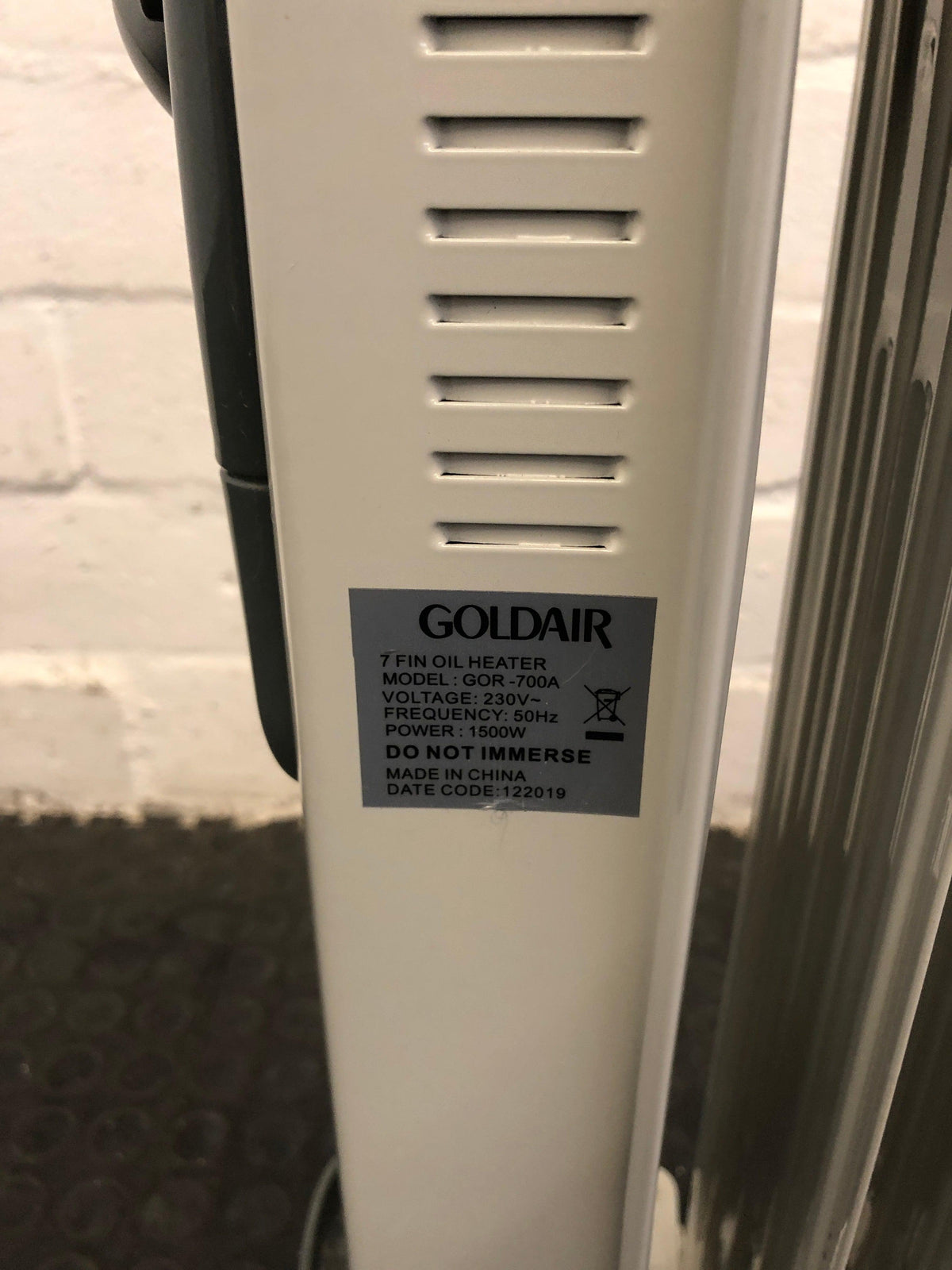 Goldair Fin Oil Heater - PRICE DROP - 2ndhandwarehouse.com