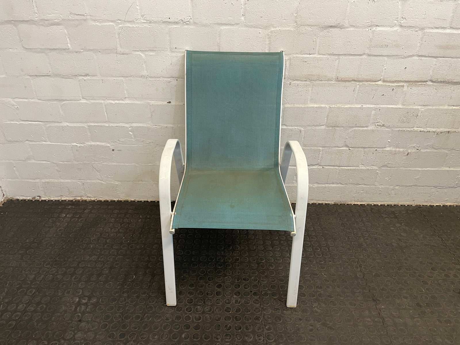White Steel Frame Patio Chair