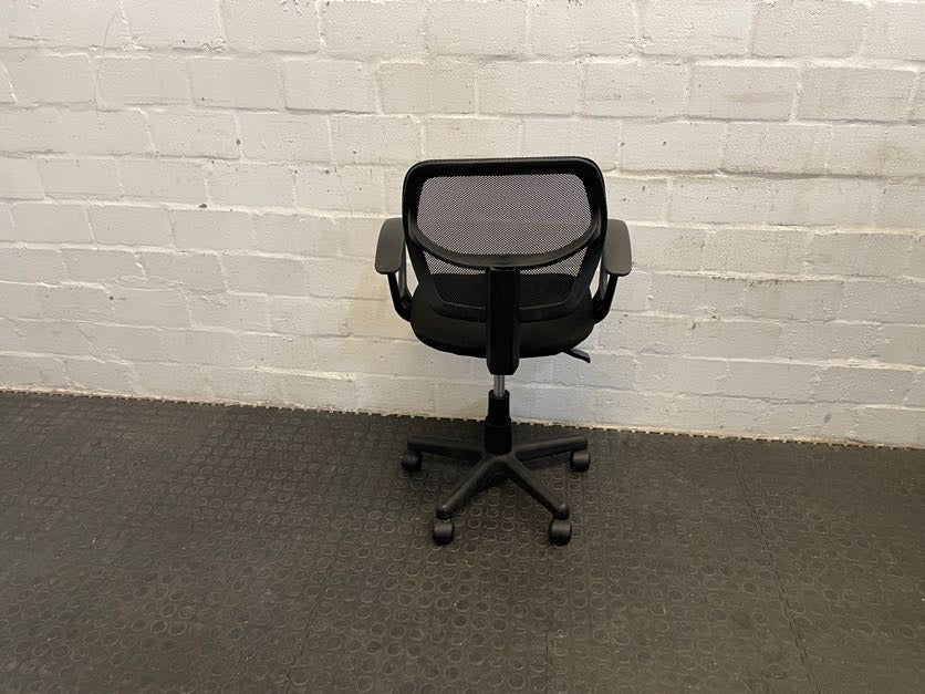 Mesh Back Office Chair with Arms