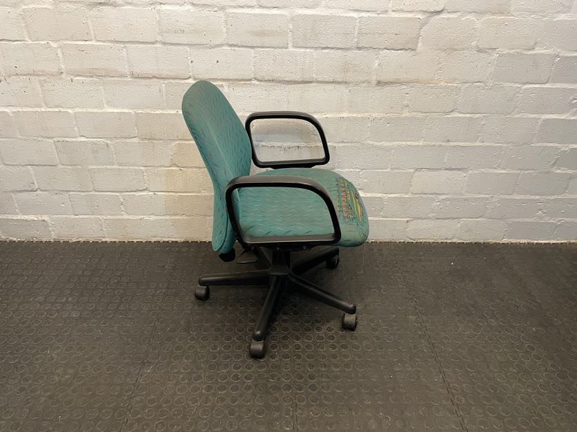 Turquoise Mid-Back Office Chair (Rips In Fabric) - REDUCED