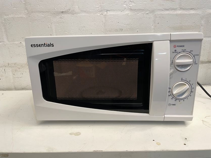 Essentials Microwave