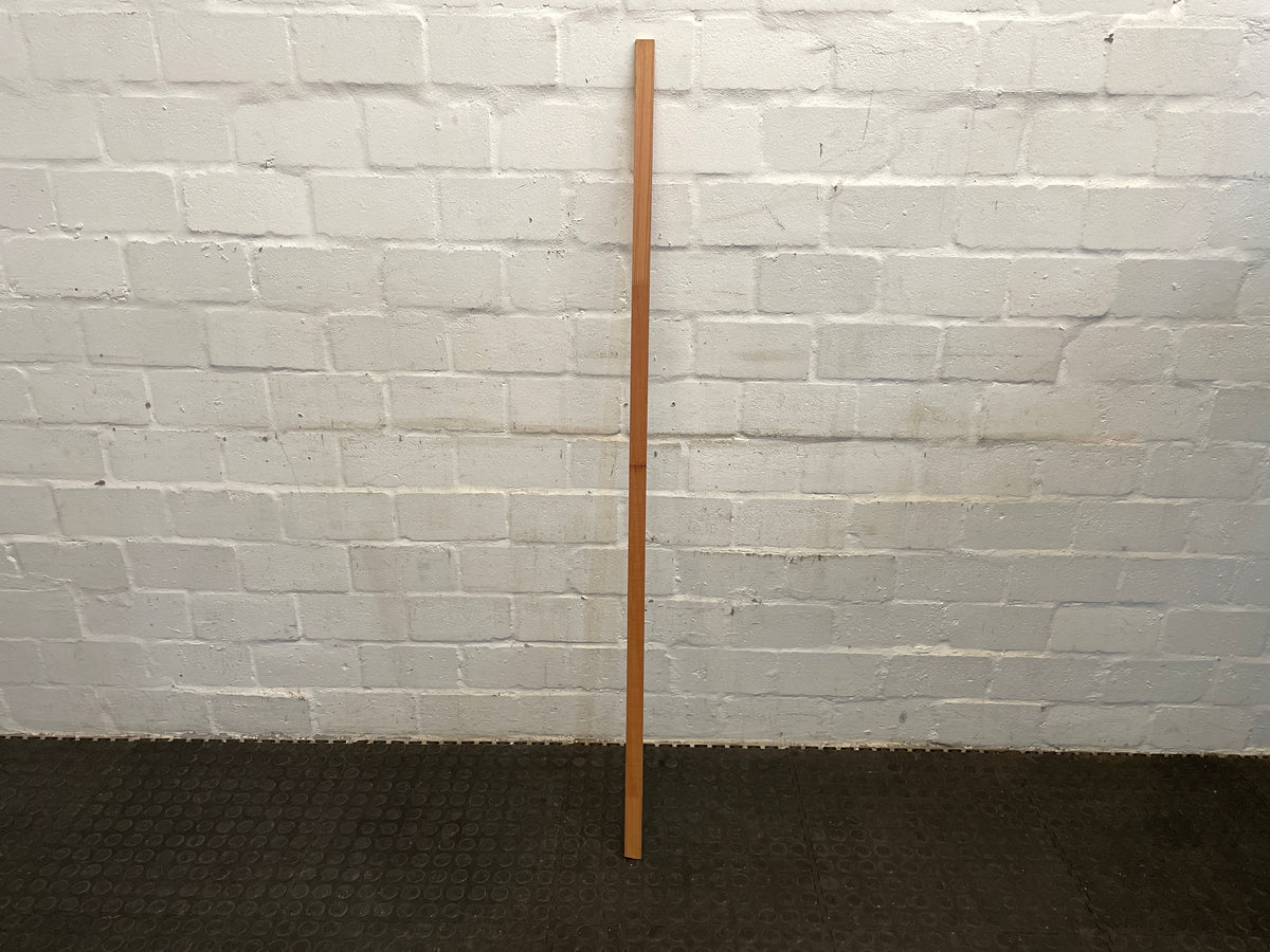 Loose Wooden Poles 1.5m