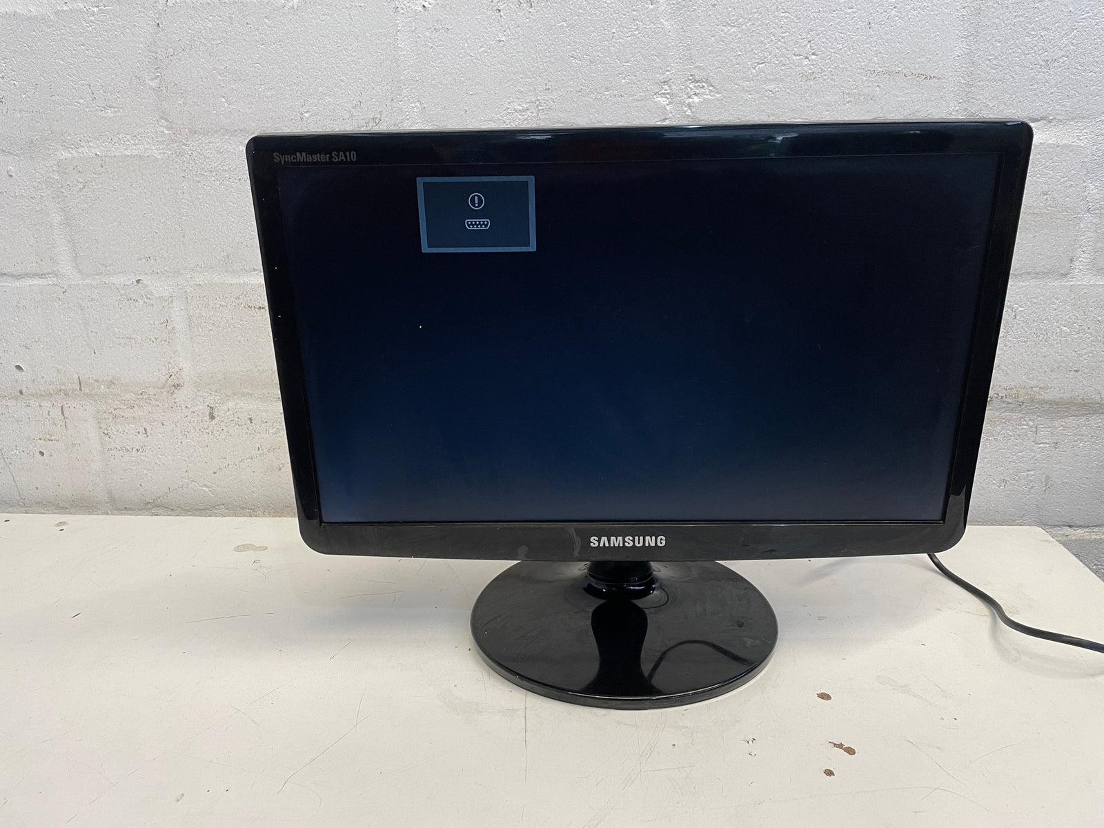 Samsung 18.5inch SyncMaster SA10 Monitor