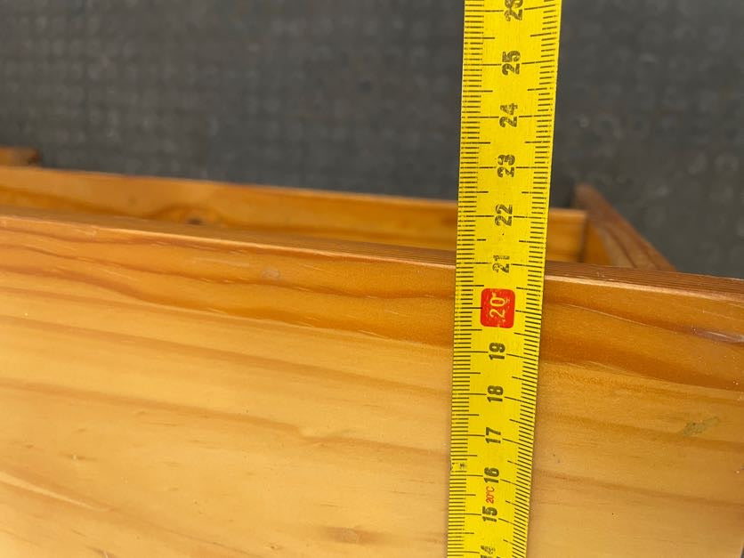 RHS Knotted Pine Headboard with Pedestal - PRICE DROP - 2ndhandwarehouse.com